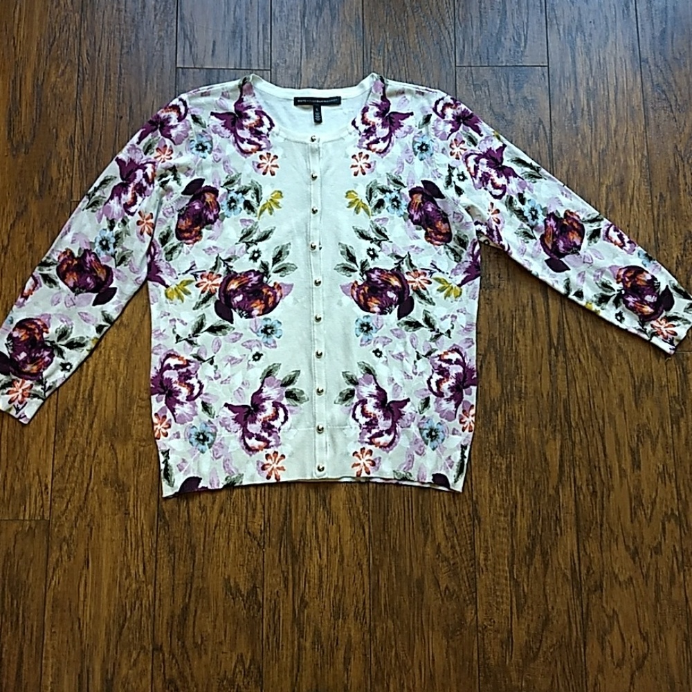 White House Black market cardigan sweater